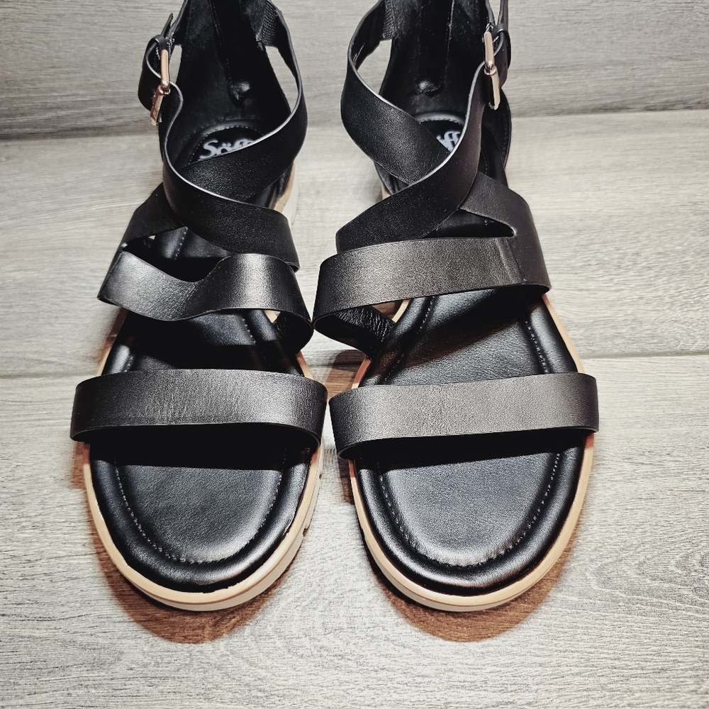 SOFFT Starla Ankle Strap Sandal Black Leather Women's  11